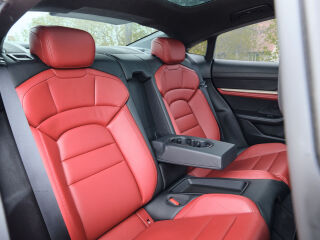 Porsche Taycan 4S Performance Battery Plus 420kW