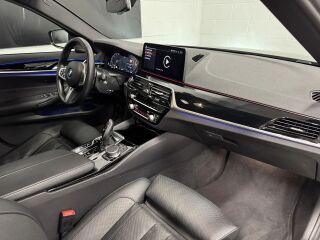 BMW 530 d xDrive Touring M-Sportpakett 3.0 B57D30B 210kW
