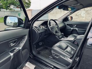 Volvo XC90 Summum AWD 7 k 2.4 R5 D5 136kW