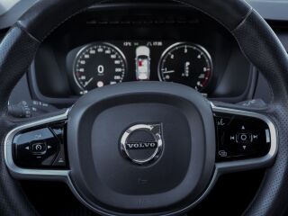 Volvo XC90 2.0 173kW