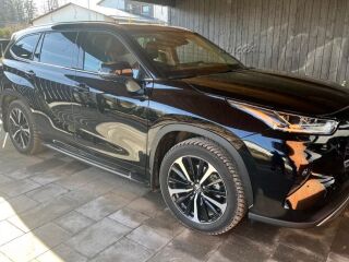 Toyota Highlander 2.5 140kW