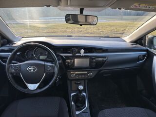 Toyota Corolla 1.6 97kW