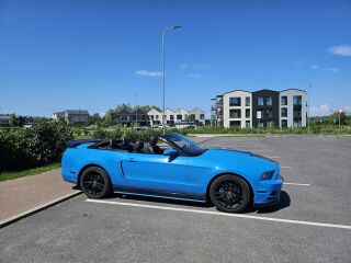 Ford Mustang 3.7 227кВ