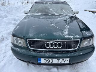 Audi A8 4.2 220kW