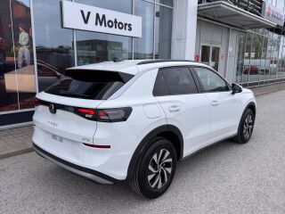 Volkswagen T-Roc Life 1.5 eTSI 85кВ