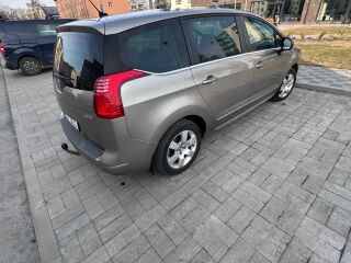 Peugeot 5008 1.6 84kW