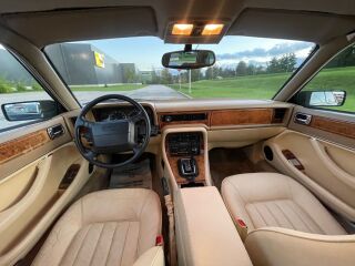 Jaguar XJ DAIMLER 4.0 166kW