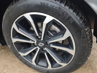 Renault Clio Techno 1.0 67kW