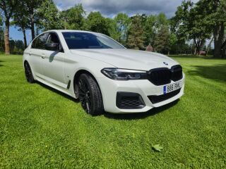 BMW 530 BMW 530e iPerformance M-Pakett Shadowline 2.0 215кВ