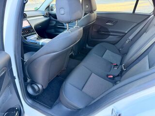 Mercedes-Benz C 220 Avantgarde 2.0 R4 147kW