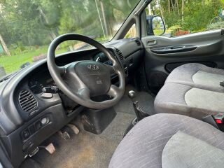 Hyundai H1 2.5 74kW