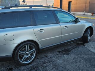 Volvo V70 2.4 120kW