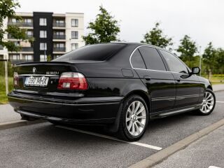 BMW 530 Individual 3.0 170kW