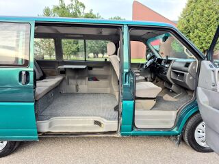 Volkswagen Multivan 2.5 75kW