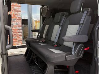 Ford Tourneo Custom Long family 2.0 125kW