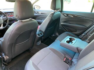 Opel Insignia 1.6 100кВ