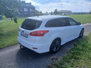 Ford Focus ST-Line 1.5 R4 88кВ