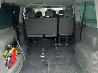 Volkswagen Caravelle 2.5 96kW