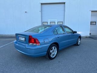 Volvo S60 2.4 120kW