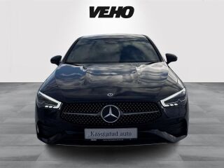 Mercedes-Benz CLA 220 4matic AMG pakett 2.0 140kW