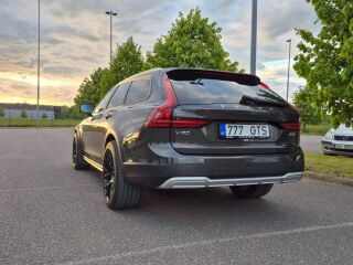 Volvo V90 Cross Country 2.0 173kW