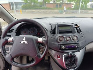 Mitsubishi Grandis 2.0 100kW