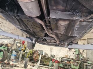 Mercedes-Benz 200 W123 2.0 44кВ