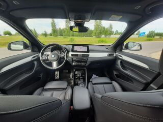 BMW X1 M-Pakett xDrive herman-kardon 2.0 140kW