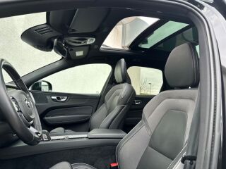 Volvo XC60 R-DESIGN 2.0 145kW