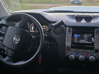 Toyota Tundra 4.6 V8 231kW