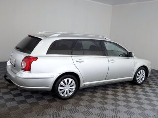 Toyota Avensis Linea Sol Facelift 2.2 D-CAT 130кВ