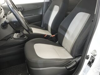Hyundai i10 1.0 49kW