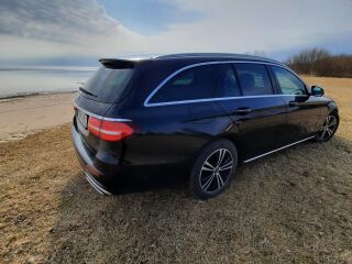 Mercedes-Benz E 200 R1ES 2.0 110kW
