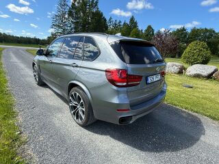 BMW X5 M50 3.0 280kW