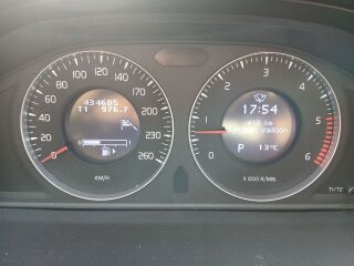 Volvo V60 D3 Momentum 2.0 R5 120кВ