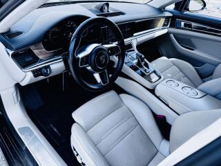 Porsche Panamera Turbo 4.0 V8 404кВ