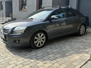 Toyota Avensis 2.0 108кВ