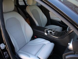 Mercedes-Benz C 220 4matic R4 125kW