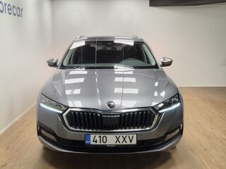 Skoda Octavia Combi Ambition 1.5 110кВ