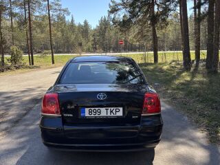 Toyota Avensis Linea Sol Elegant 2.0 108kW