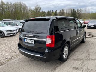 Chrysler Town & Country Stown Go 3.6 v6 211kW