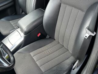 Mercedes-Benz R 350 3.0 195kW