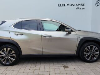 Lexus UX 300h F- Sport Design UX300H 112kW