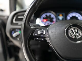 Volkswagen Golf Facelift CUP-Edition 2.0 110kW