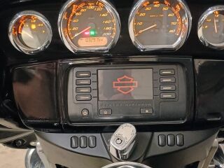 Harley-Davidson Street Glide V2