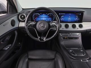Mercedes-Benz E 300 de 4Matic AMG 2.0 143кВ