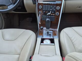 Volvo XC60 Summum AWD 2.4 120кВ