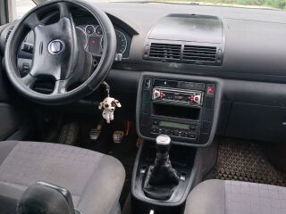 SEAT Alhambra 1.9 85кВ