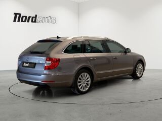 Skoda Superb Combi 1.8 TSI 118кВ