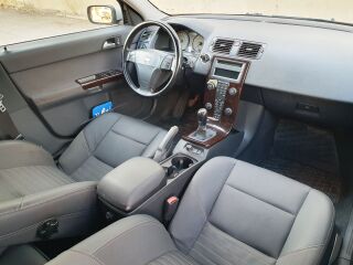 Volvo S40 T5 2.5 R5 162kW